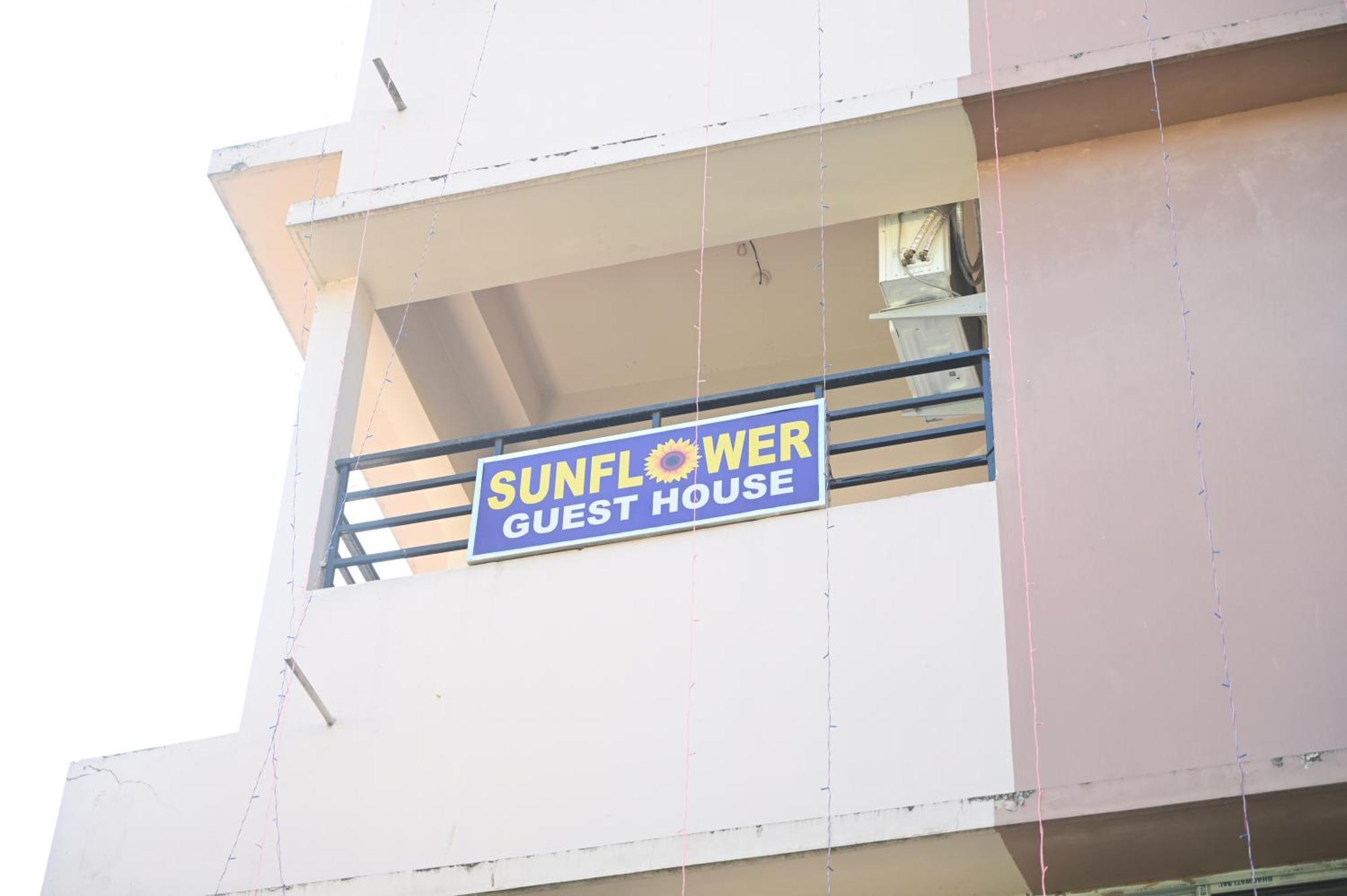 Sunflower Guest House Guwahati Luaran gambar